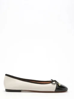 Ballerines en cuir INUOVO