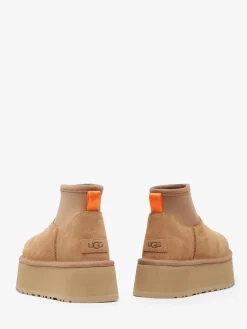 Boots Classic Mini Dipper semelle compensée en cuir UGG