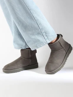 Boots CLASSIC MINI II en cuir UGG