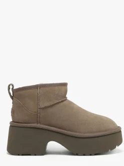 Boots Classic Ultra Mini semelle compensée en cuir UGG