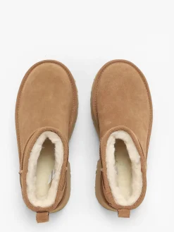 Boots Classic Ultra Mini semelle compensée en cuir UGG