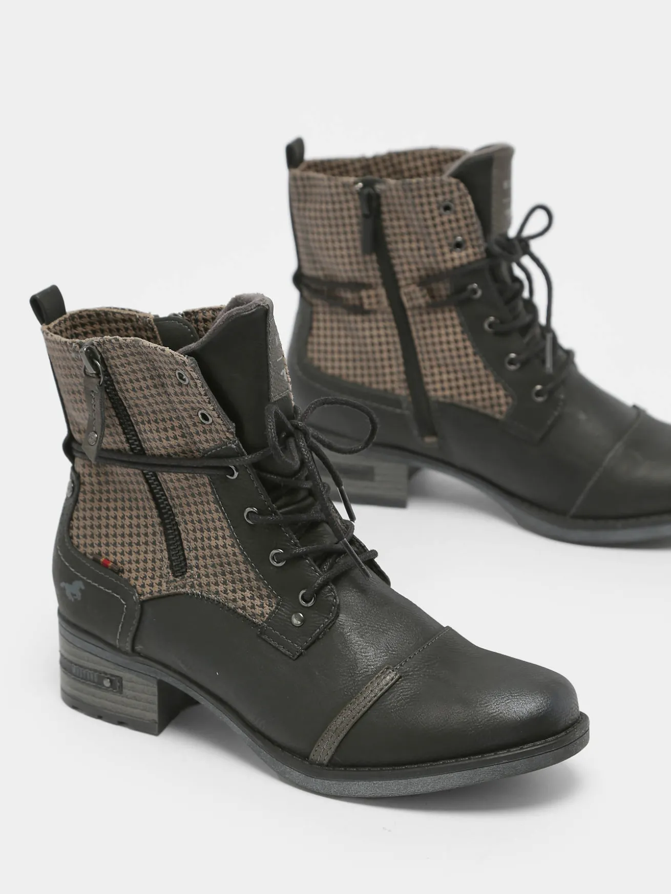 BOTTINES MUSTANG