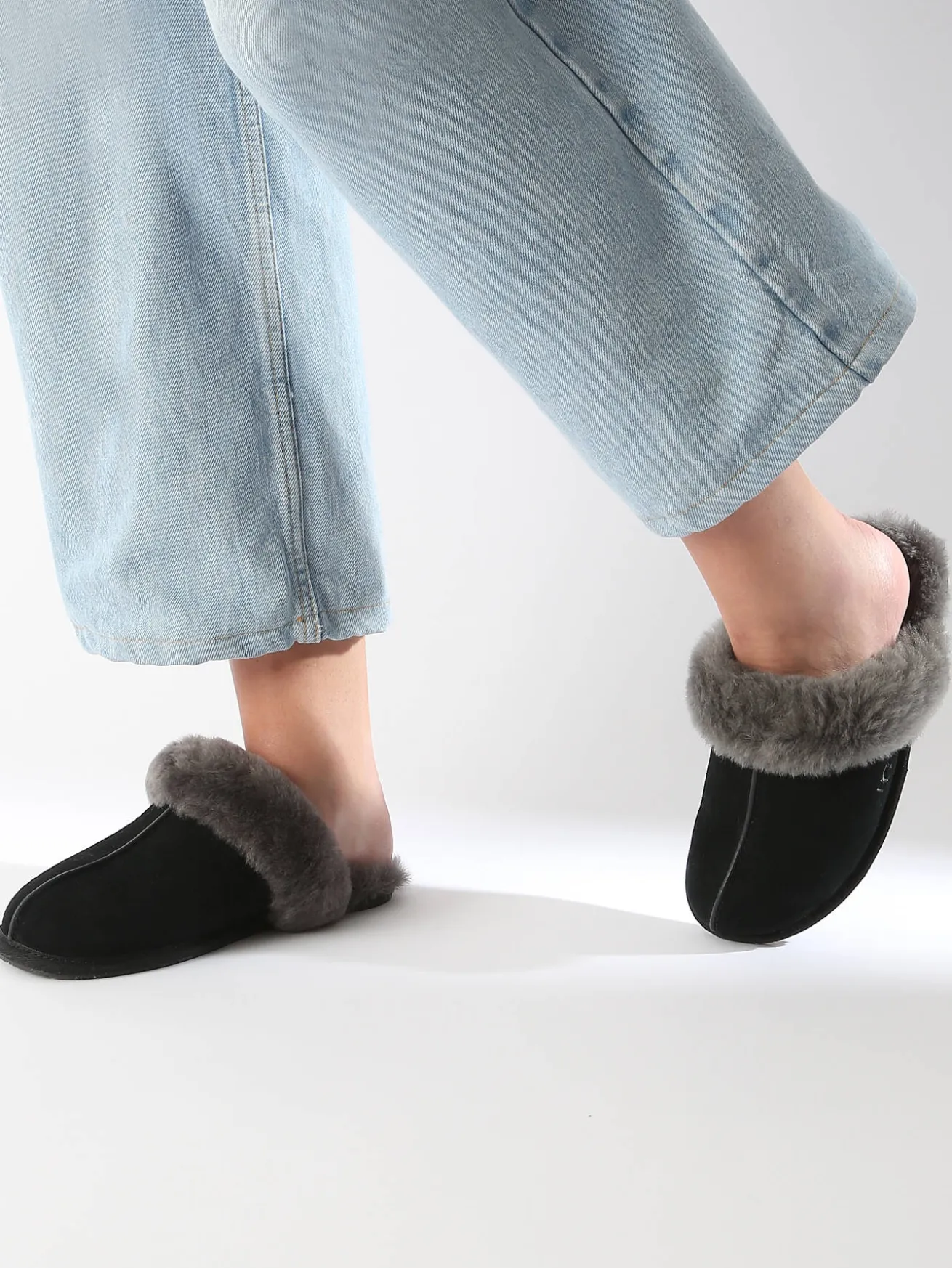 Chaussons SCUFFETTE II en cuir UGG