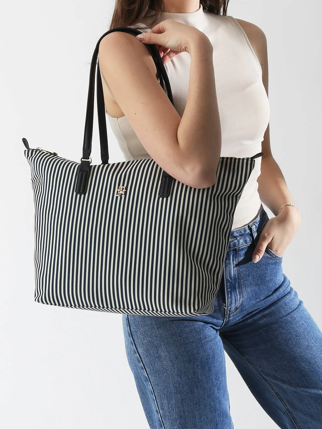 Sac bandoulière Poppy summer polyester recyclé TOMMY HILFIGER