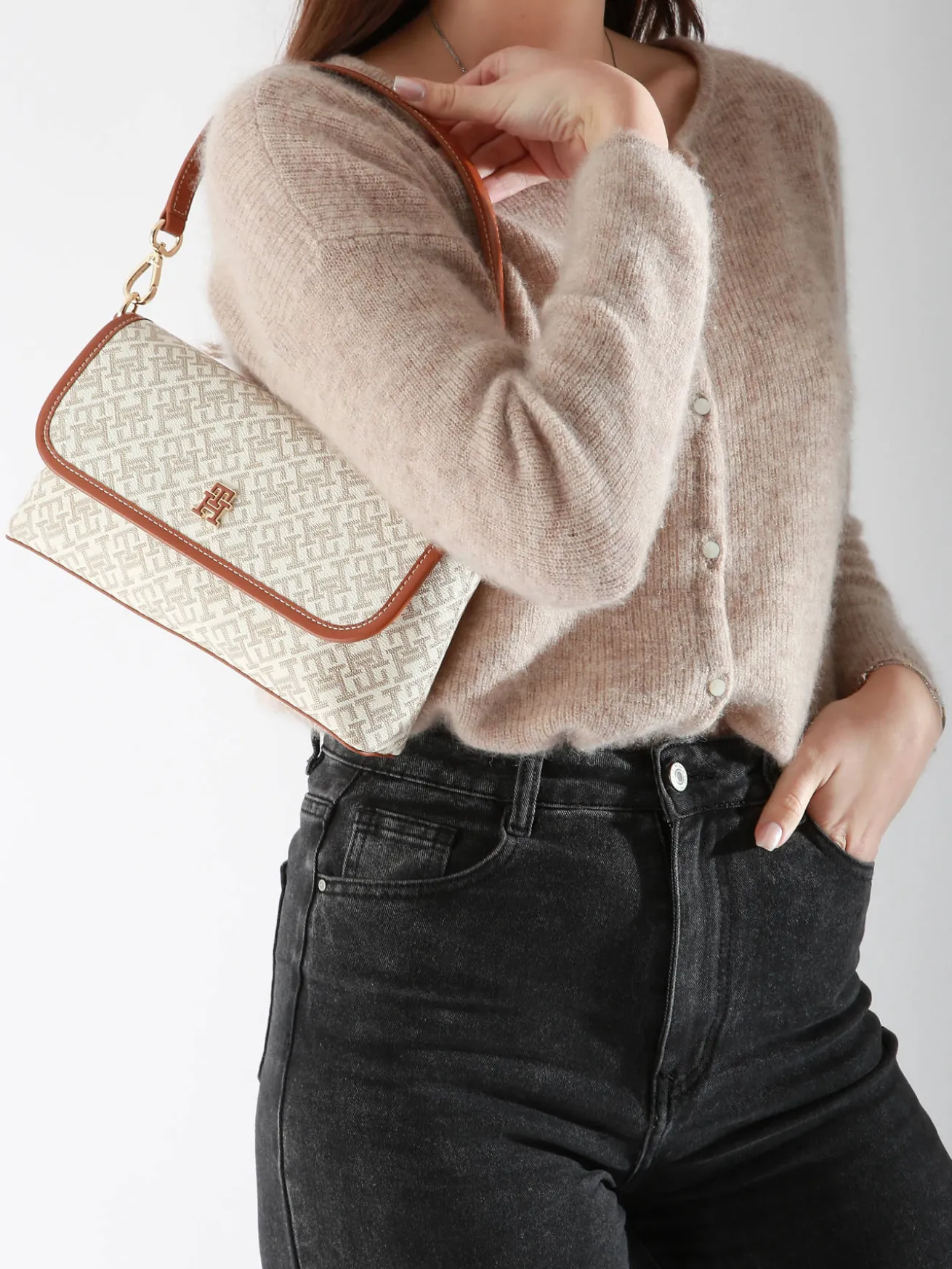 sac porté épaule Th monoplay cuir TOMMY HILFIGER
