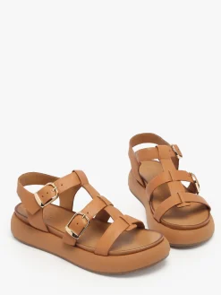 Sandales en cuir INUOVO