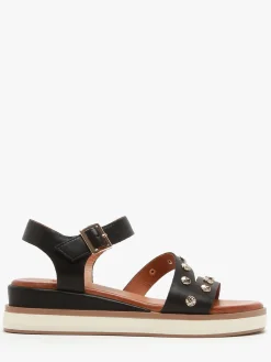 Sandales en cuir INUOVO