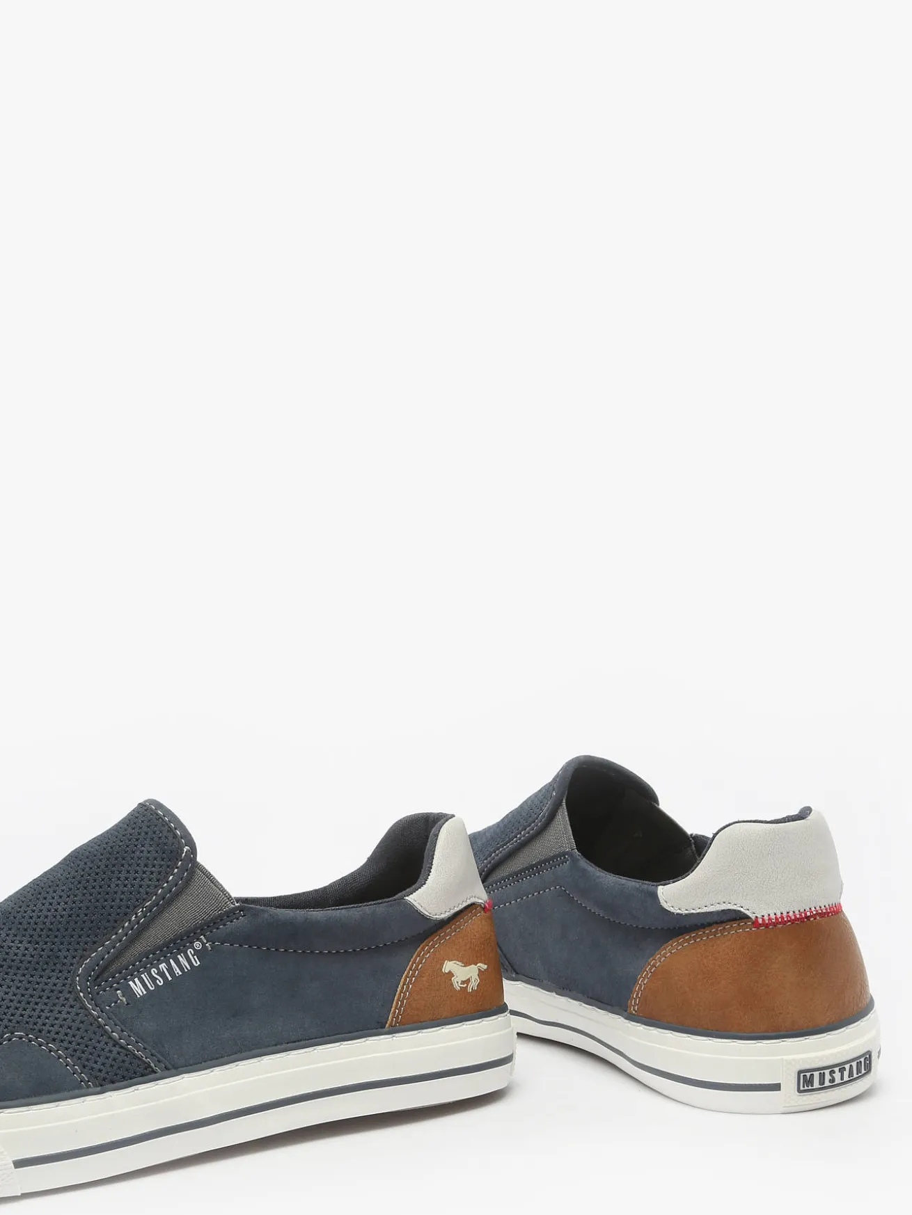 Sneakers MUSTANG