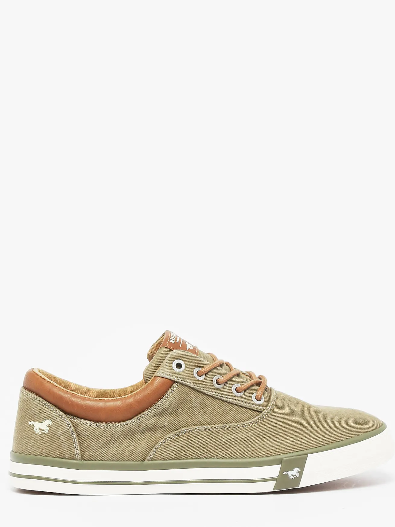 Sneakers MUSTANG