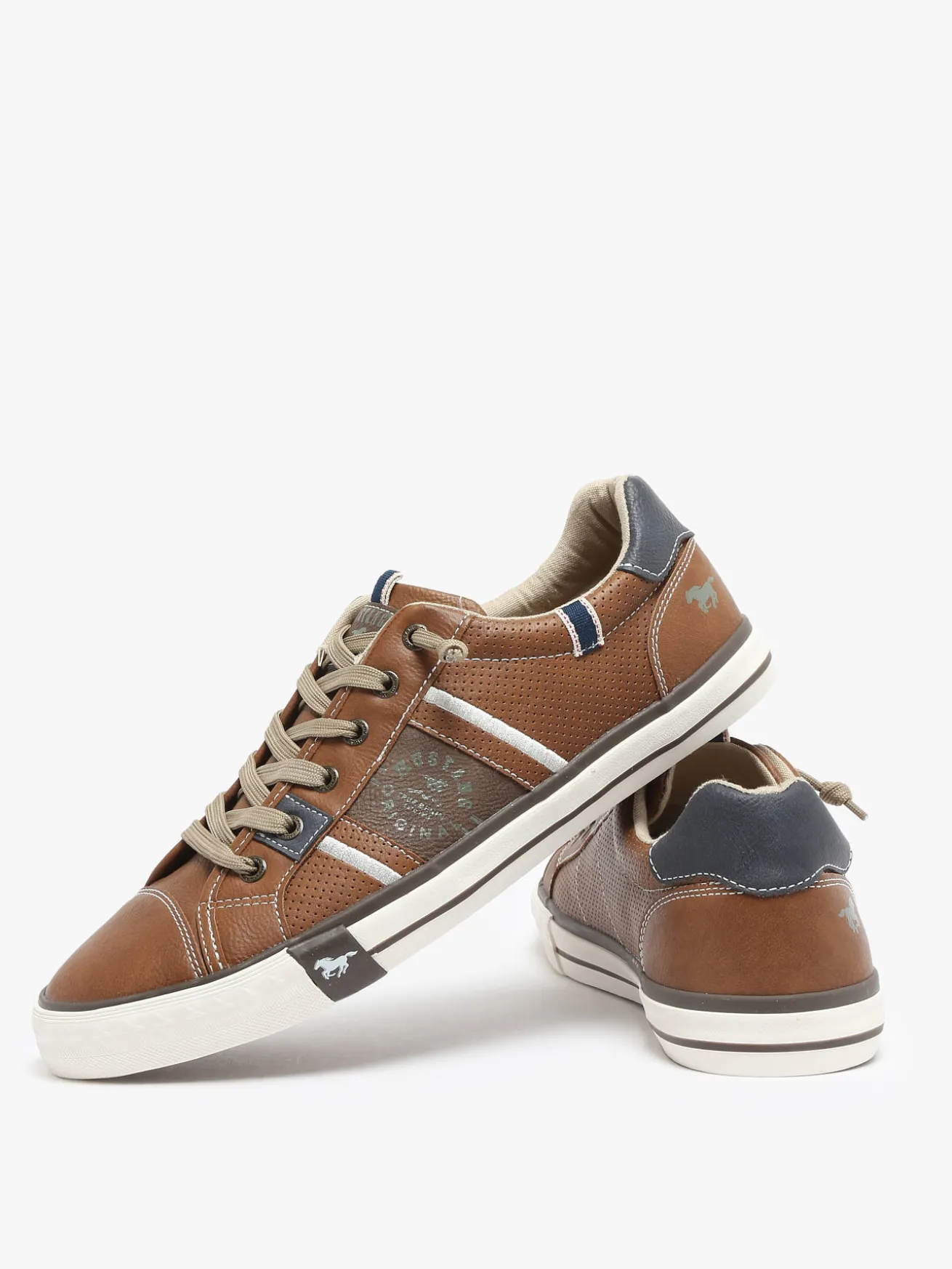 Sneakers MUSTANG