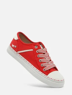 Sneakers  MUSTANG